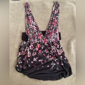 Kimchi Blue floral tank